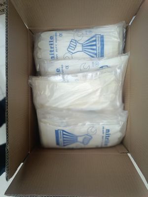 قفازات غسيل الصحون من النتريل المقاومة للماء المقاومة للكيماويات شعار مخصص يوفر حماية دائمة لأعمال التنظيف